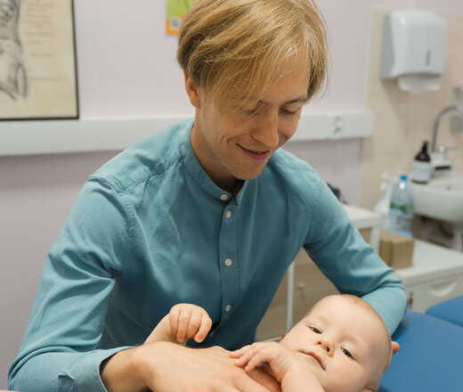 Osteopatia dziecięca — praca z niemowlęciem