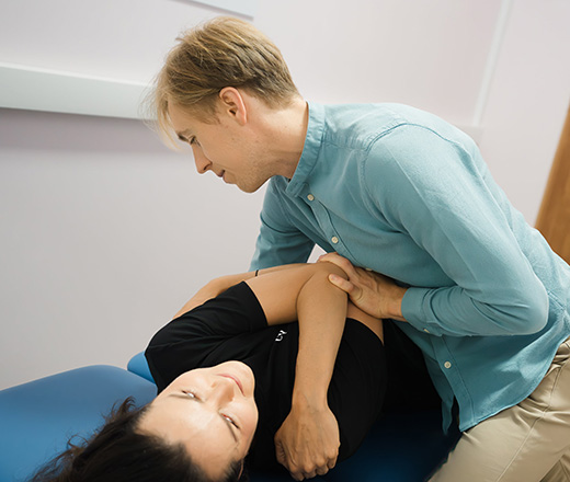 Terapia manualna — mobilizacja barku